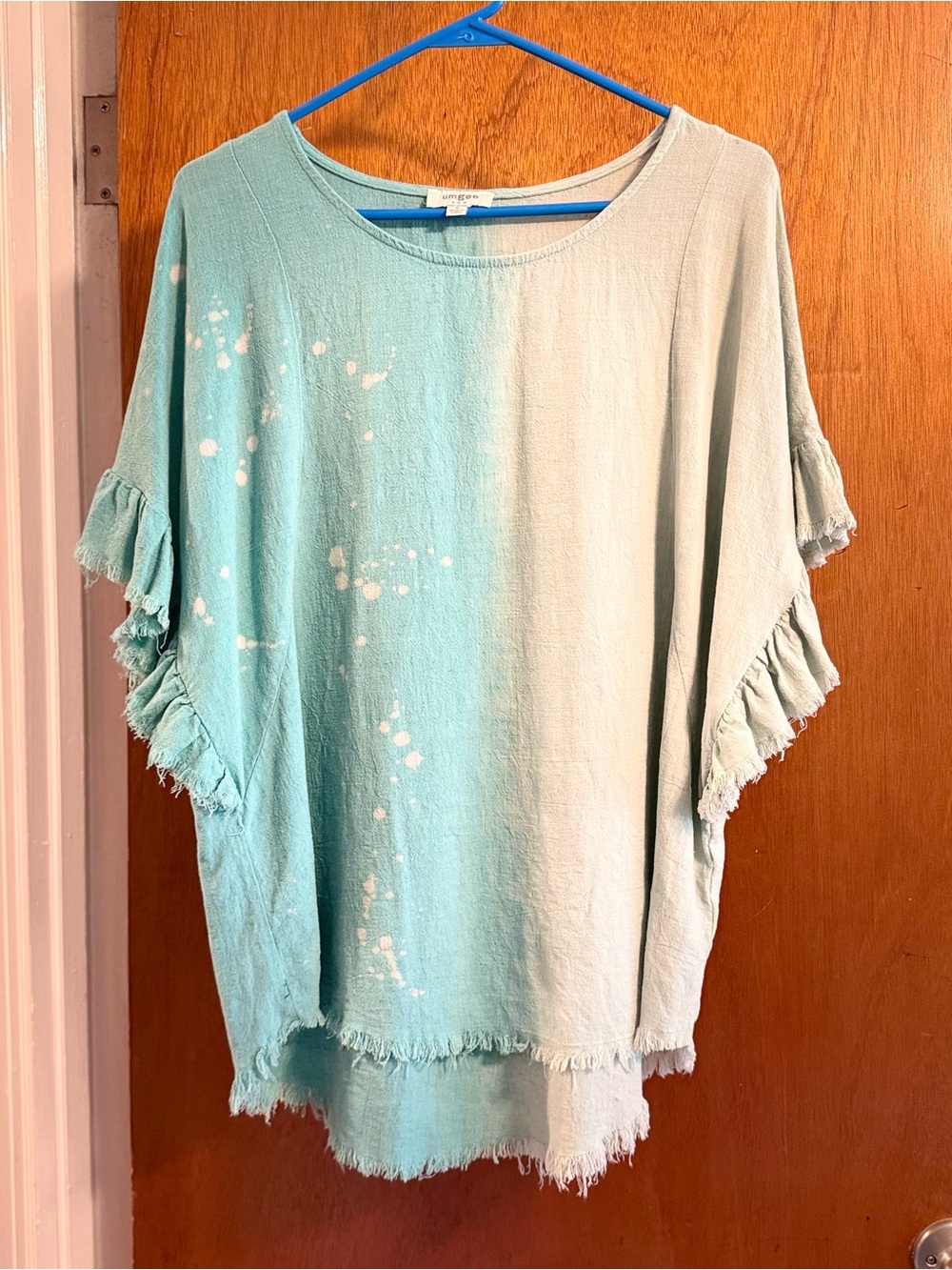 UMGEE Women’s Light Aqua Frayed Sleeve Top